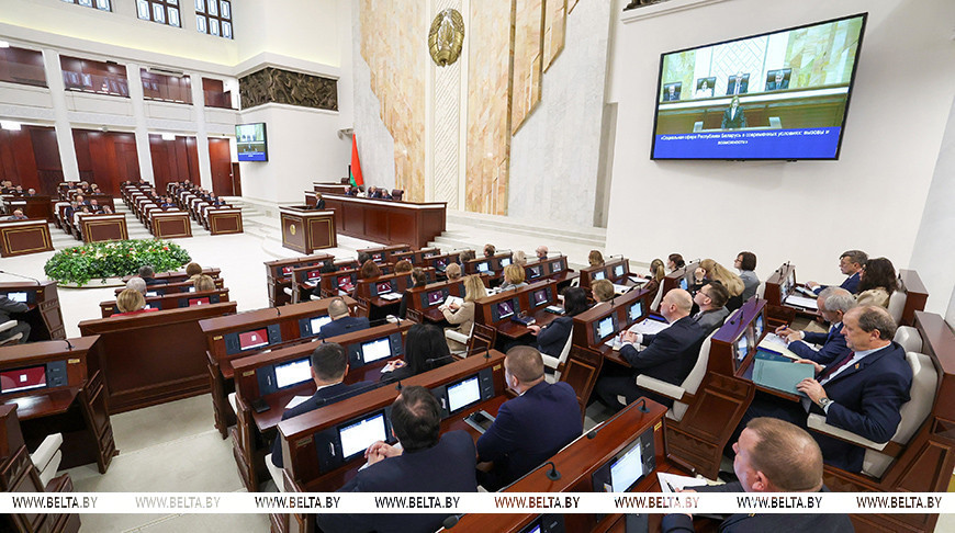 Belarusian government seeks to modernize child care allowance system