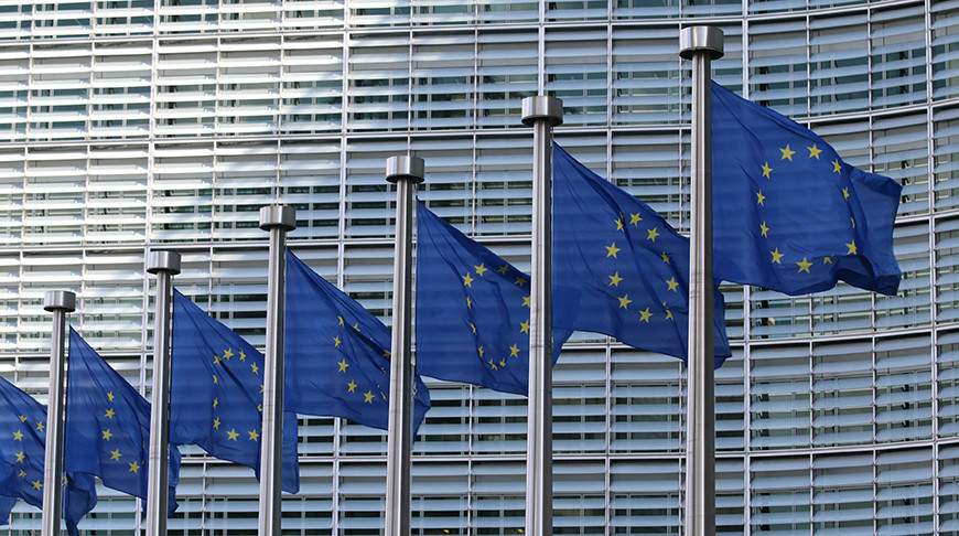 ‘Cockroaches eating each other’. Expert highlights deep EU rifts on Ukraine