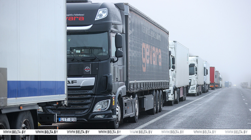 Lukashenko instructs MFA to organize talks on border situation following Lithuania’s proposal