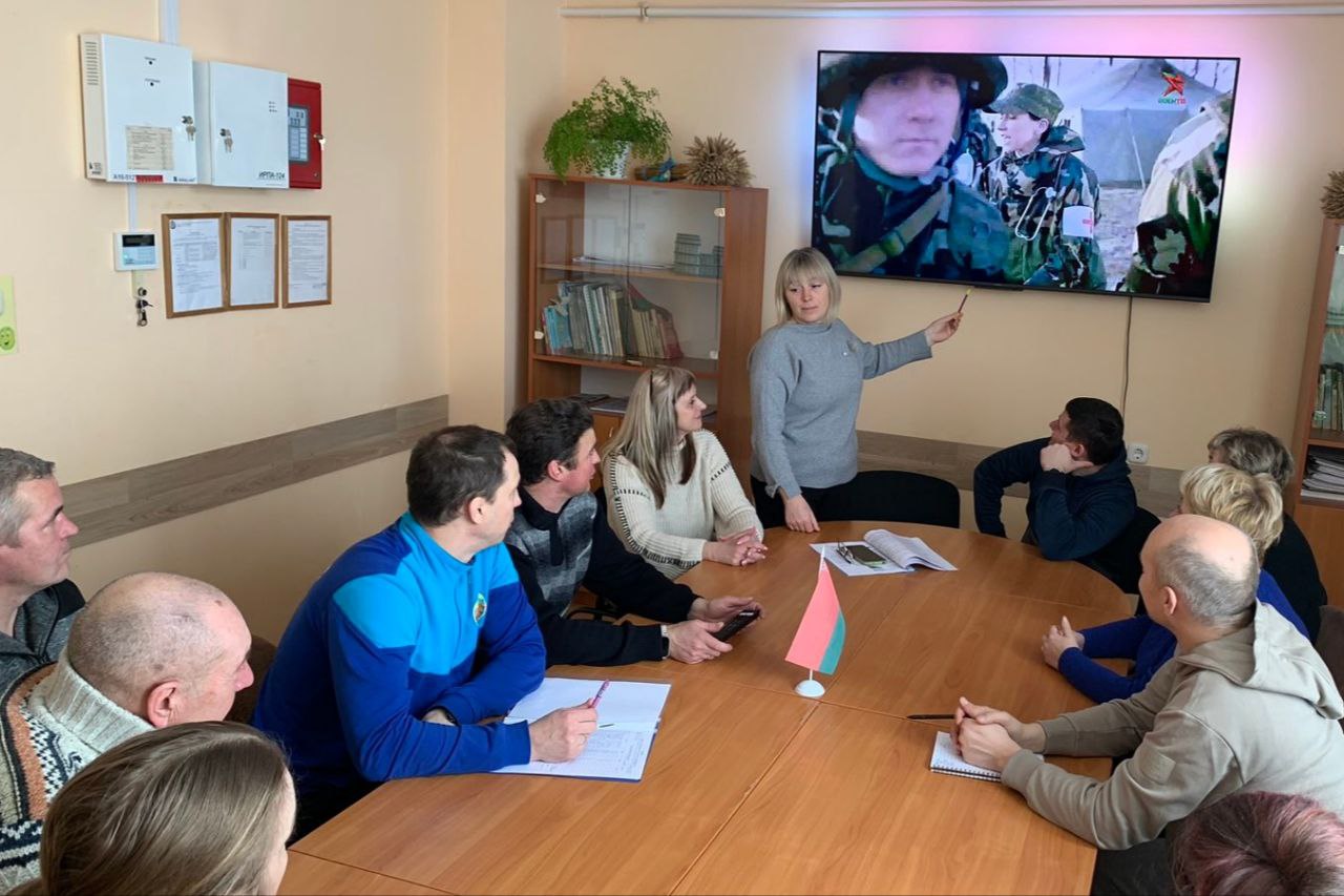 edinyy-denв-informirovaniya-proshel-v-glubokskom-rayone_17