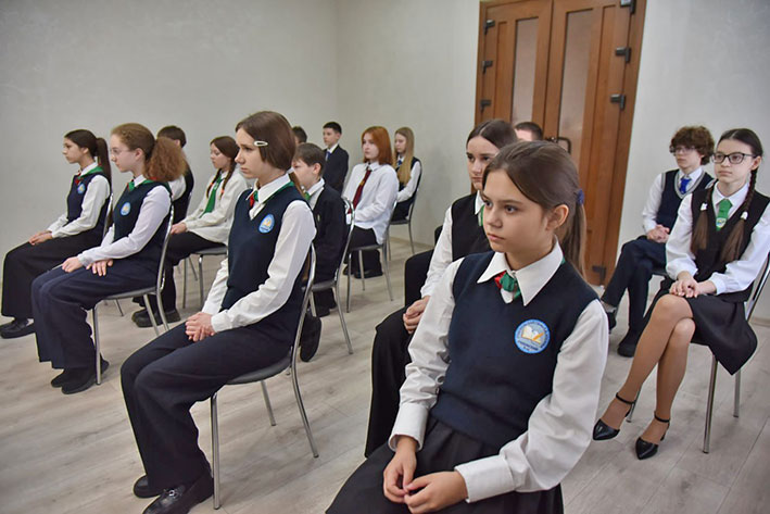 yunye-zhiteli-glubochchiny-poluchili-svoy-glavnyy-dokument_3