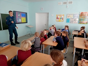 «Безопасный новый год!»: акция в школах Глубокского района