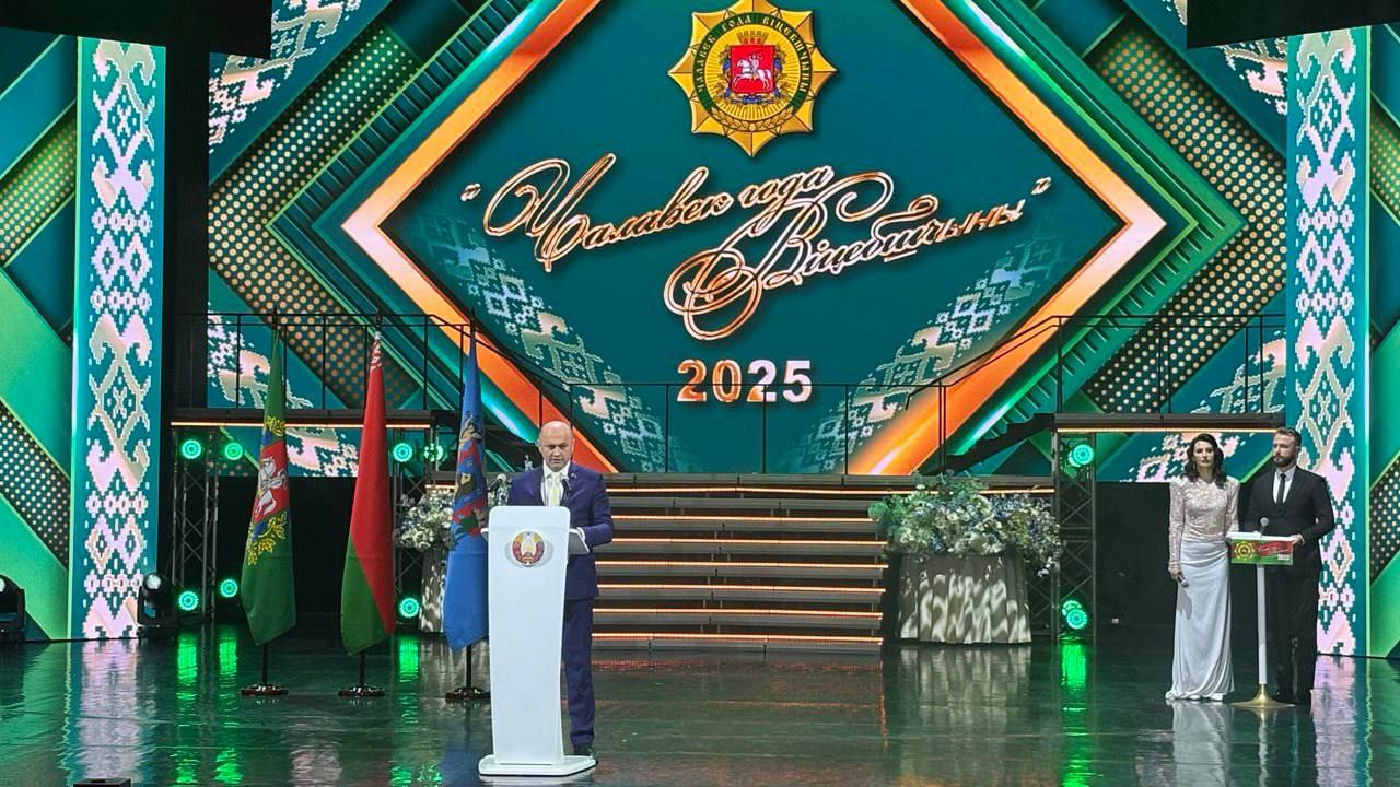 proshla-tseremonii-nagrazhdeniya-laureatov-pochetnogo-zvaniya-chelovek-goda-vitebshchiny-2025_5