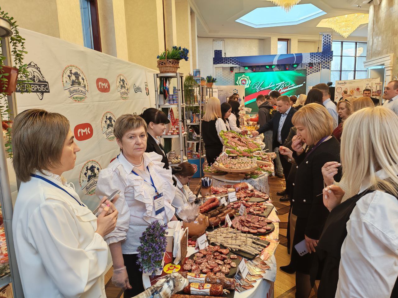 proshla-tseremonii-nagrazhdeniya-laureatov-pochetnogo-zvaniya-chelovek-goda-vitebshchiny-2025_4