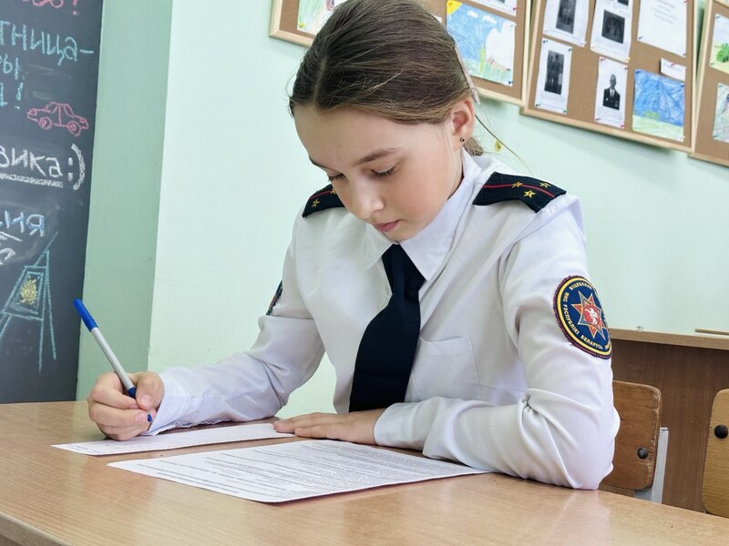glubokoe-yunye-geroi-bezopasnosti-v-glubokskom-rayone-proshel-konkurs-shkola-bezopasnosti_4