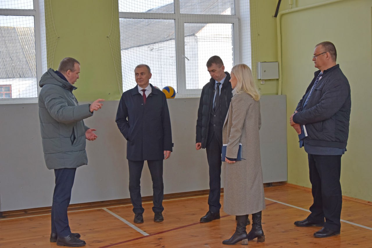 sostoyalas-rabochaya-poezdka-vladimira-yurgevicha-v-glubokskiy-rayon_4