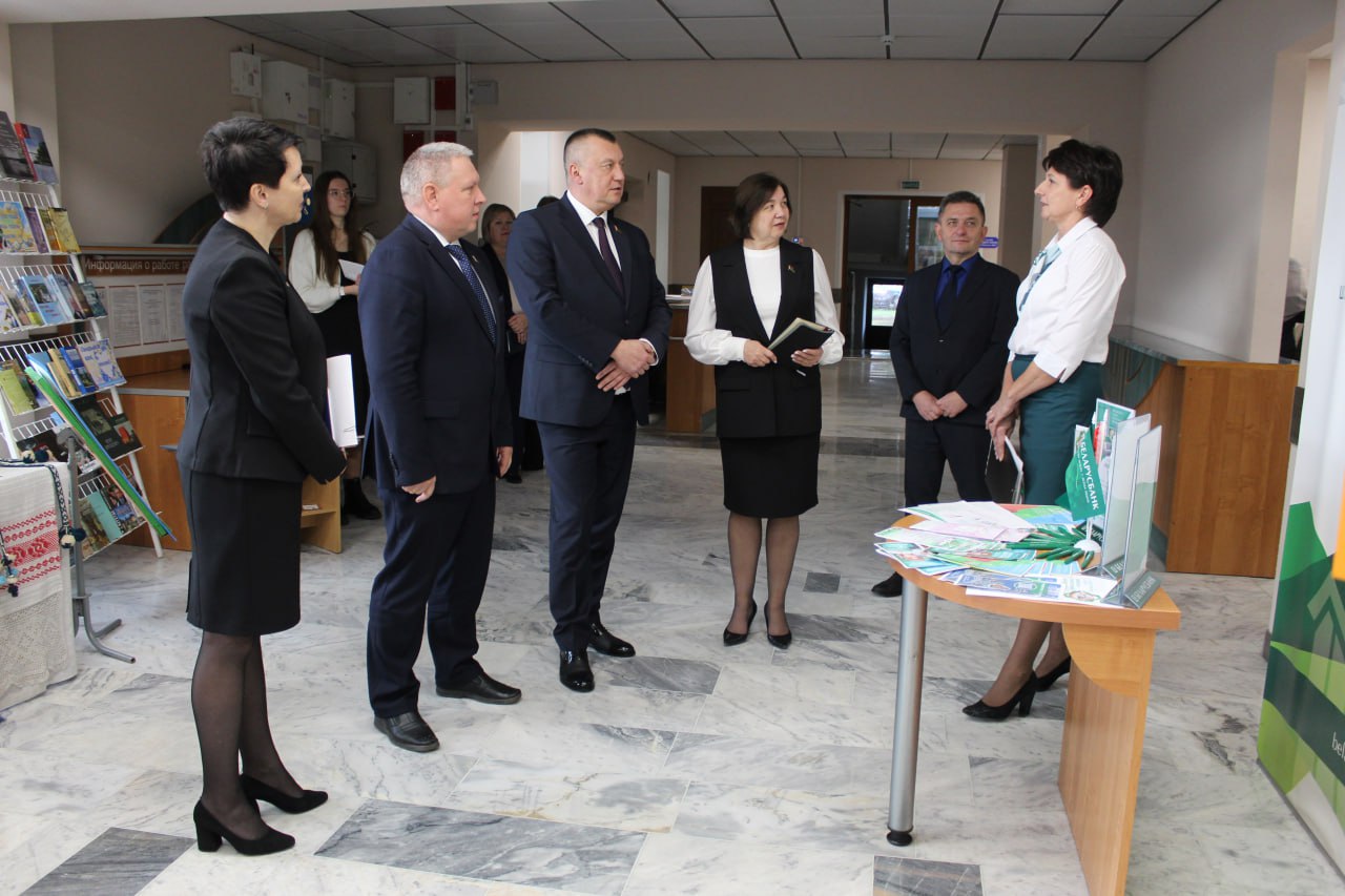 v-glubokom-proshel-rayonnyy-forum-molodykh-spetsialistov-_5