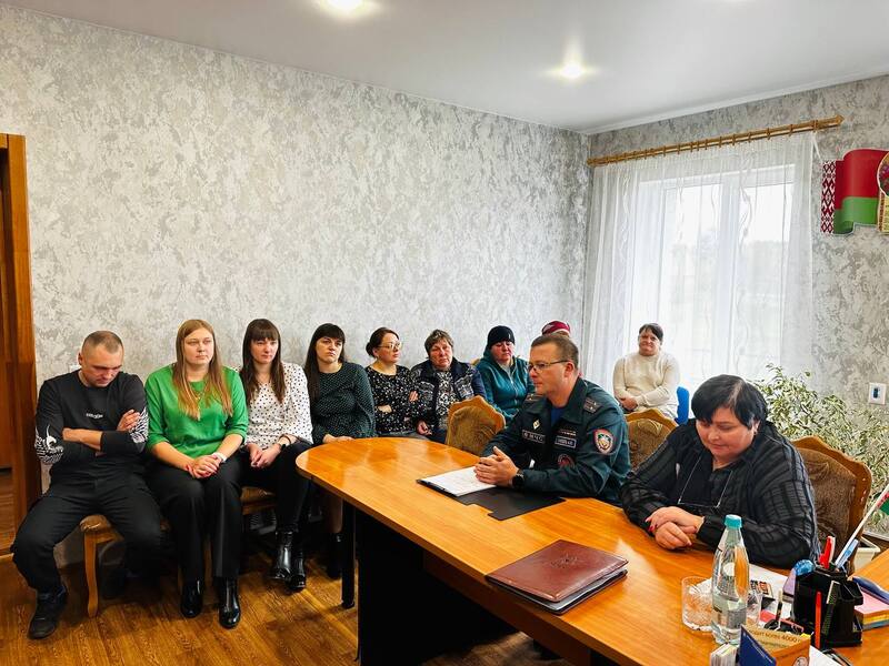 glubokoe-andrey-gavrilenko-s-rabochim-vizitom-posetil-glubokskiy-rayon_5