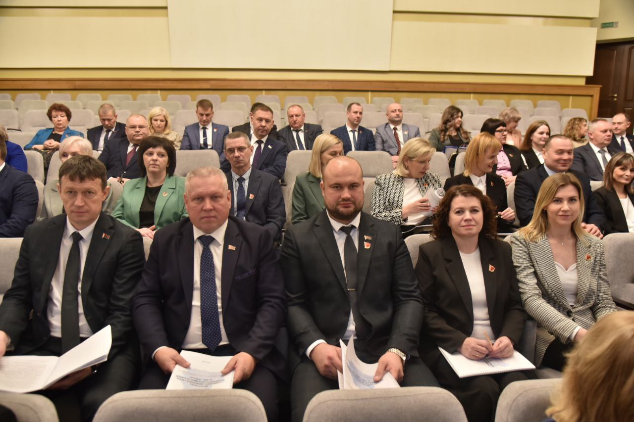 У Віцебску прайшло абмеркаванне праекта Праграмы сацыяльна-эканамічнага развіцця Рэспублікі Беларусь на 2026-2030 гады