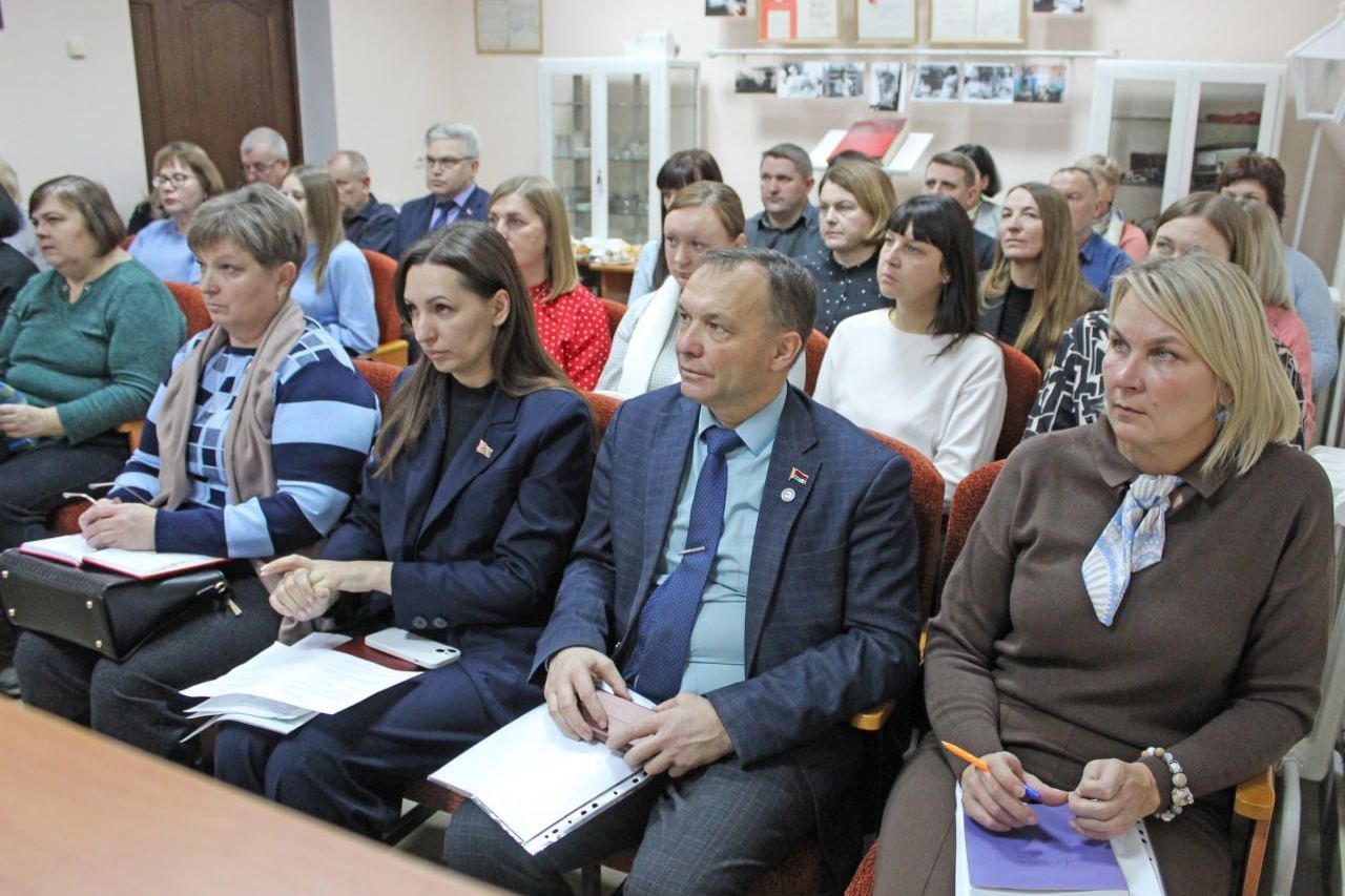 v-glubokskom-rayonnom-tsentre-gigieny-i-epidemiologii-sostoyalsya-seminar-praktikum-posvyashchennyy-_3