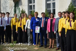 В Подсвильской школе имени Героя Советского
Союза П.М.Козлова заложен сирингарий