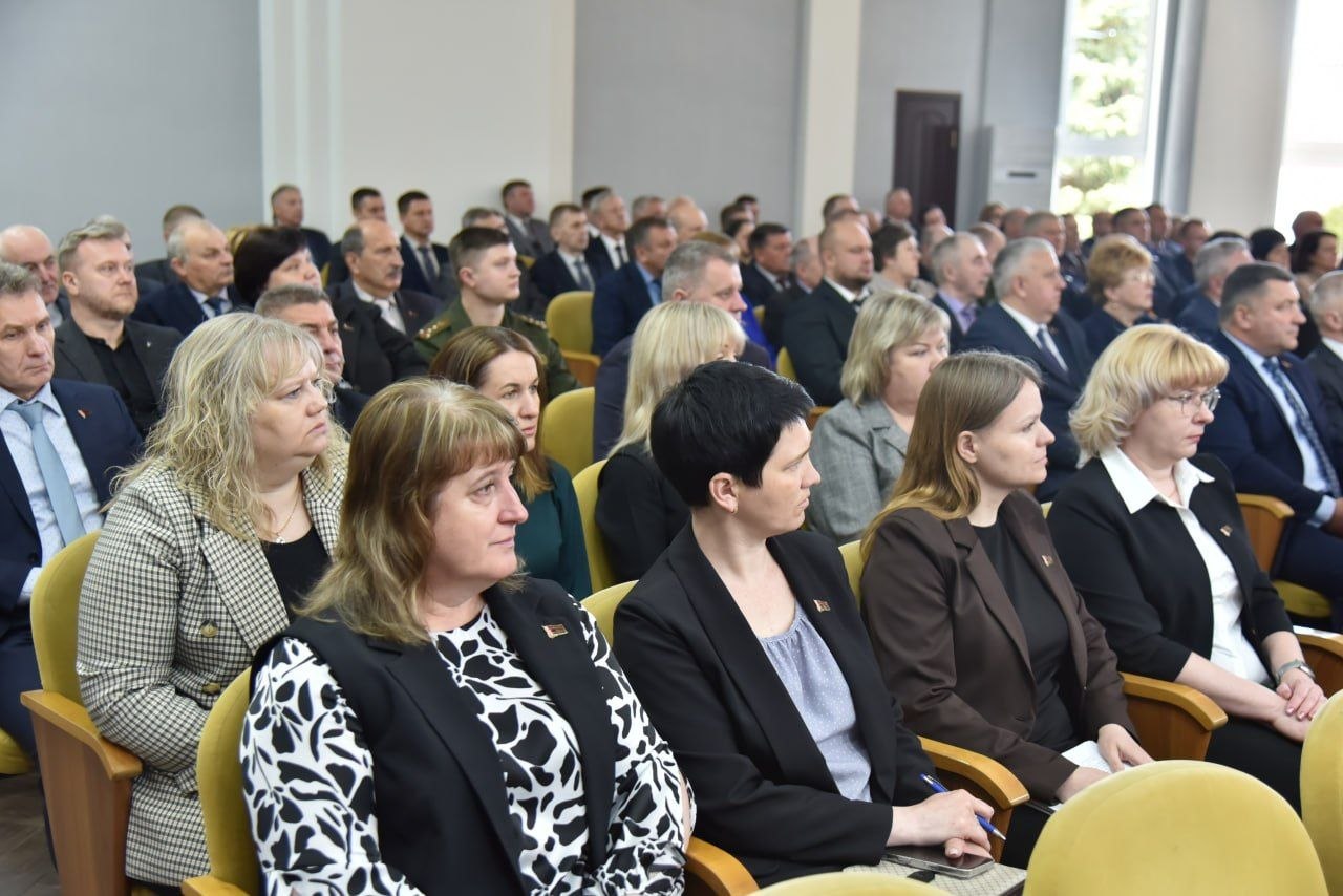 v-glubokskom-rayone-novyy-predsedatel-maksim-bakurov_5