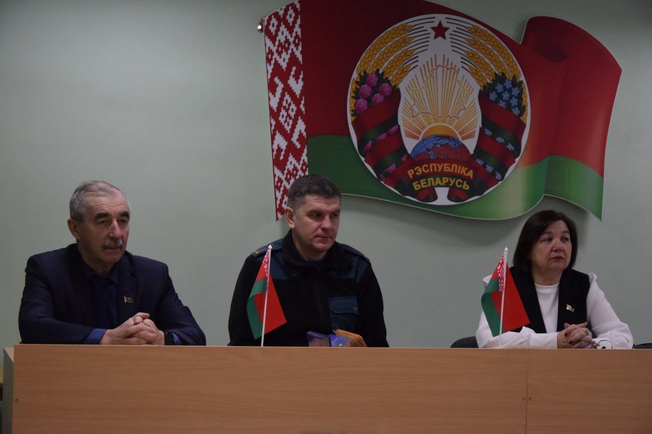 edinyy-denв-informirovaniya-proshel-v-glubokskom-rayone_7