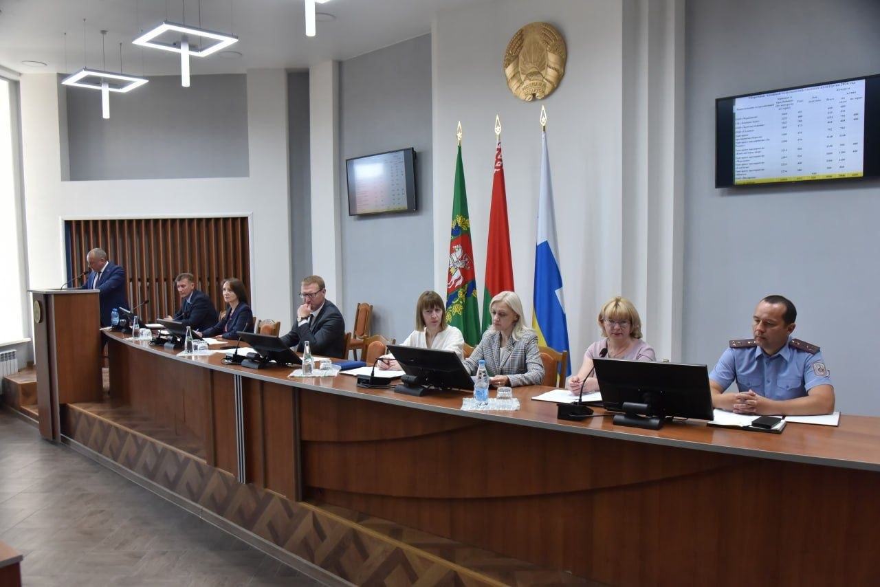 Пасяджэнне райвыканкама правёў кіраўнік раёна