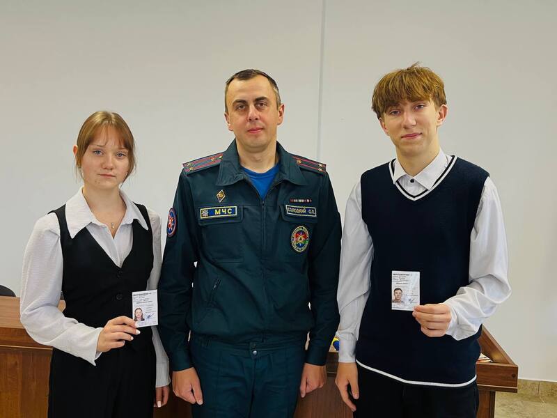 molodezh-kotoraya-vybiraet-bezopasnost_7