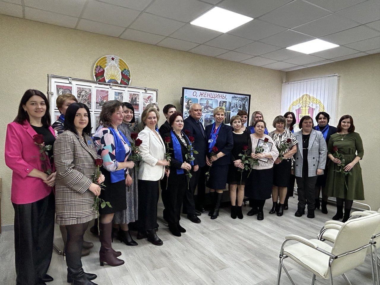 "О, жанчыны, славім вашу працу!" - круглы стол, прымеркаваны да жаночага дня прайшоў у Глыбоцкім архіве