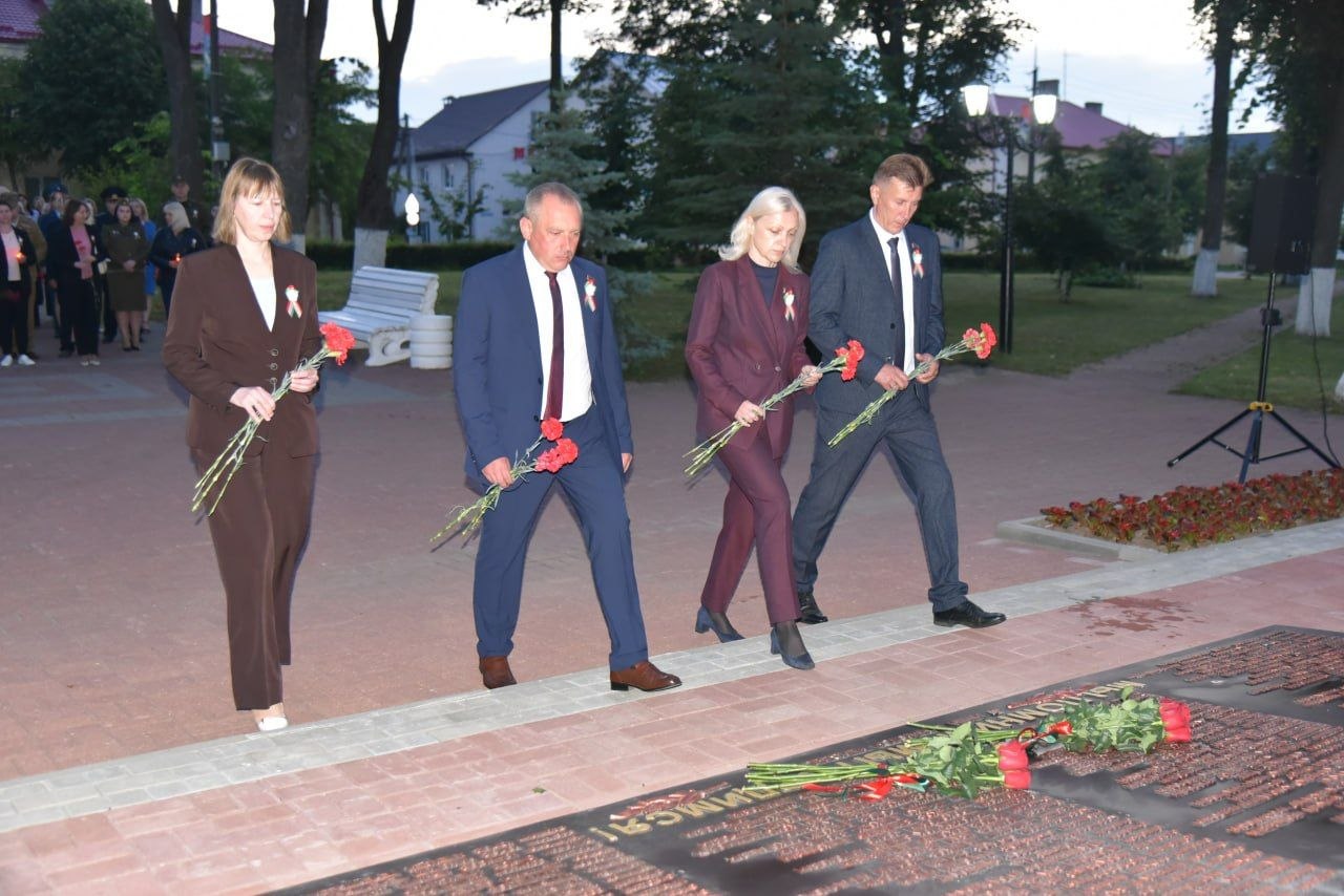 rassvet-kotoryy-razdelil-istoriyu-na-do-i-posle_2