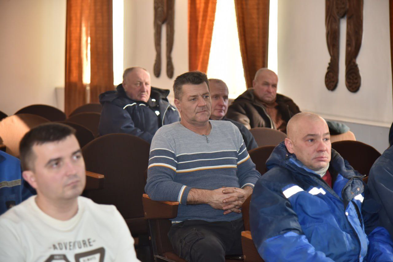 edinyy-den-informirovaniya-v-kollektive-ooo-fishmen-pauer_1